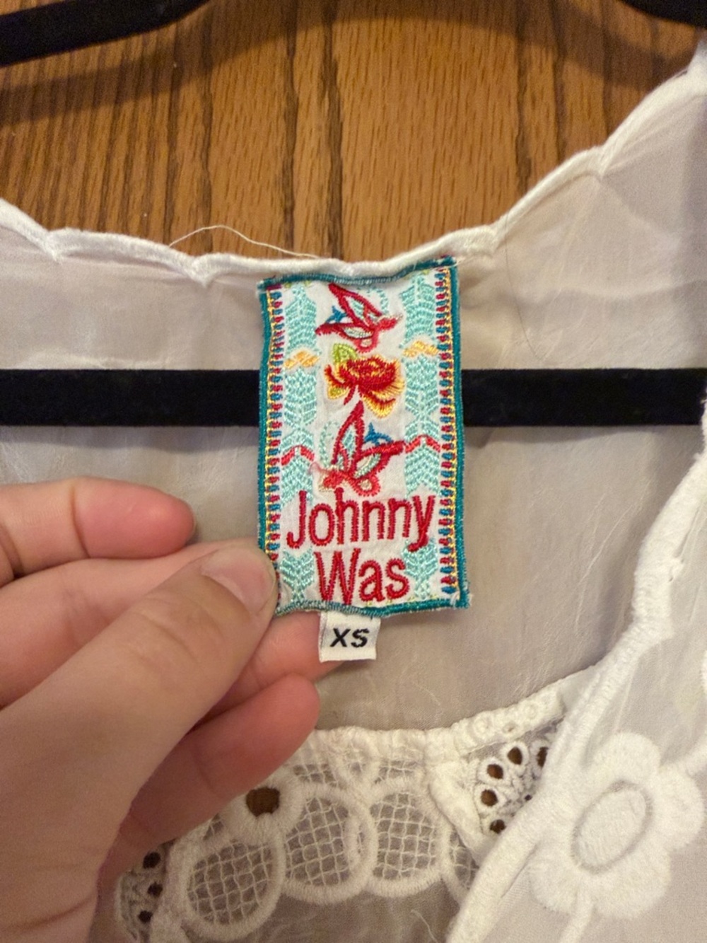 Johnny Was White Embroidered Cotton Peasant Blouse - Picture 2 of 6